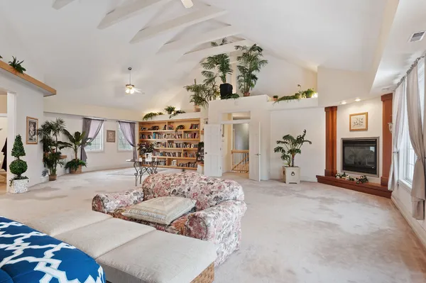 $1,299,900 | 28W280 Oak Creek Court, West Chicago, IL 60185