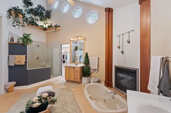 $1,299,900 | 28W280 Oak Creek Court, West Chicago, IL 60185