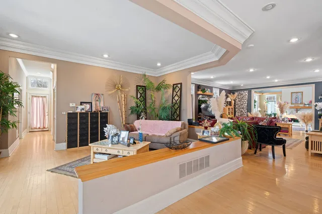 $1,350,000 | 28W280 Oak Creek Court, West Chicago, IL 60185