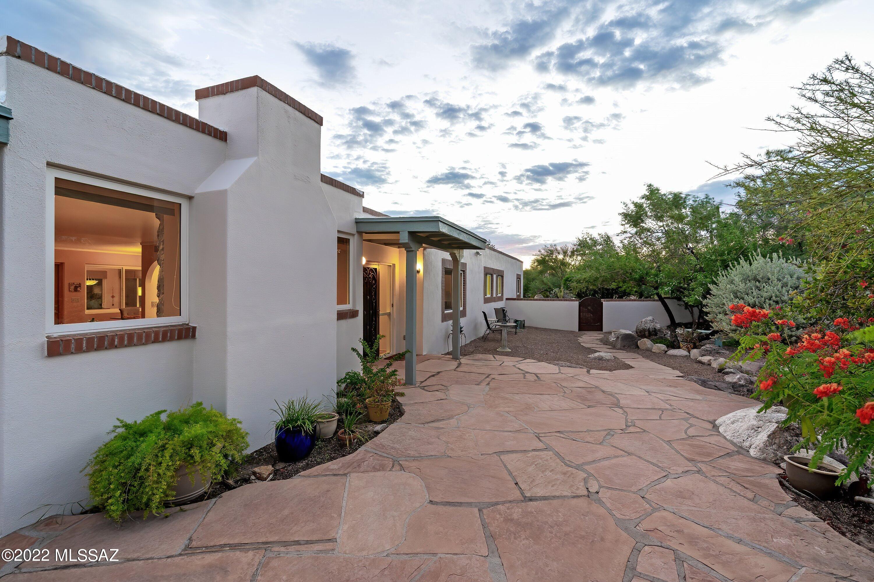 6740 North Cocopas Road Tucson, AZ 85718 - Photo 3 of 3 Gallery Image 3