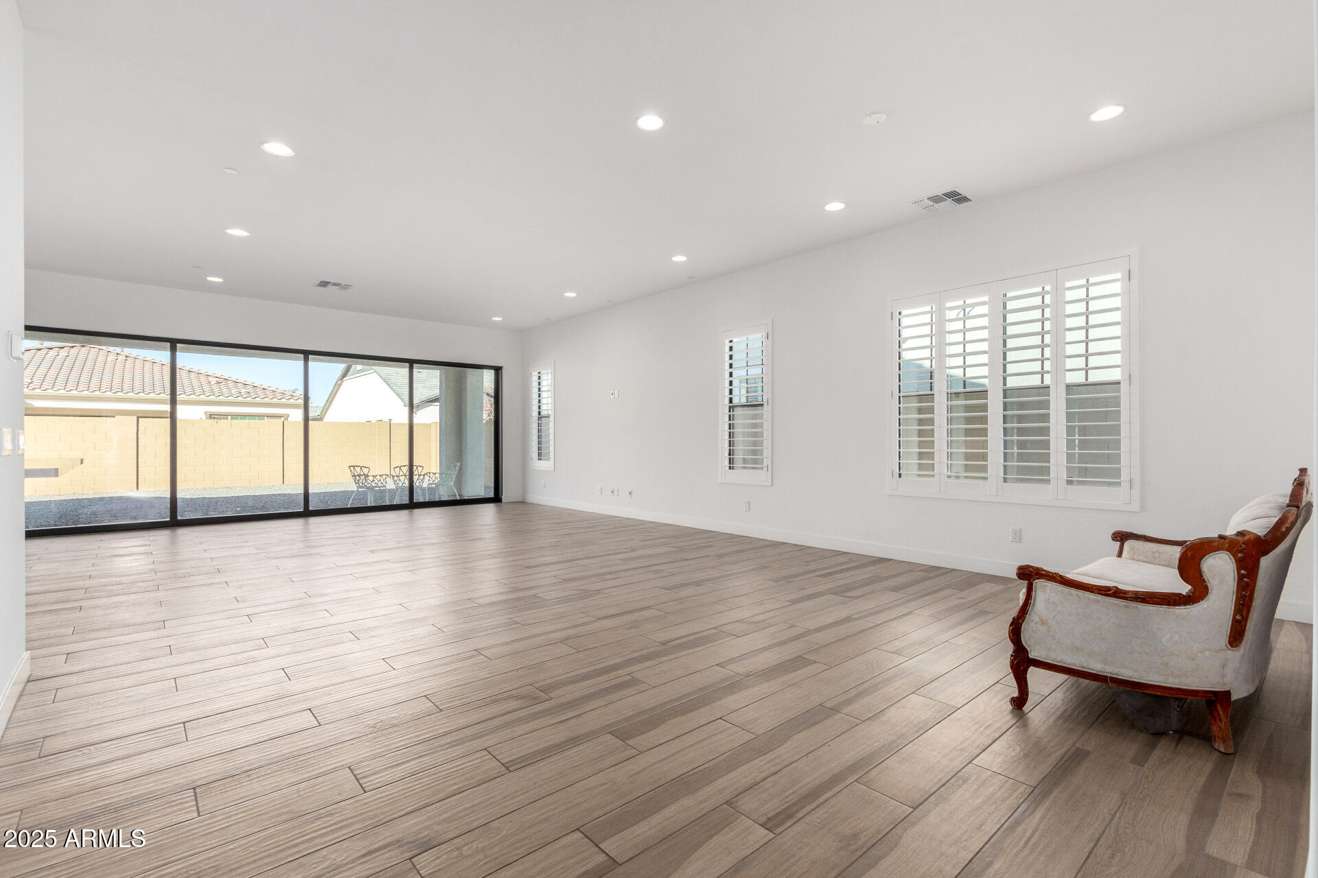 2260 East Warbler Road Gilbert, AZ 85297 - Photo 14 of 49 12 - Warbler