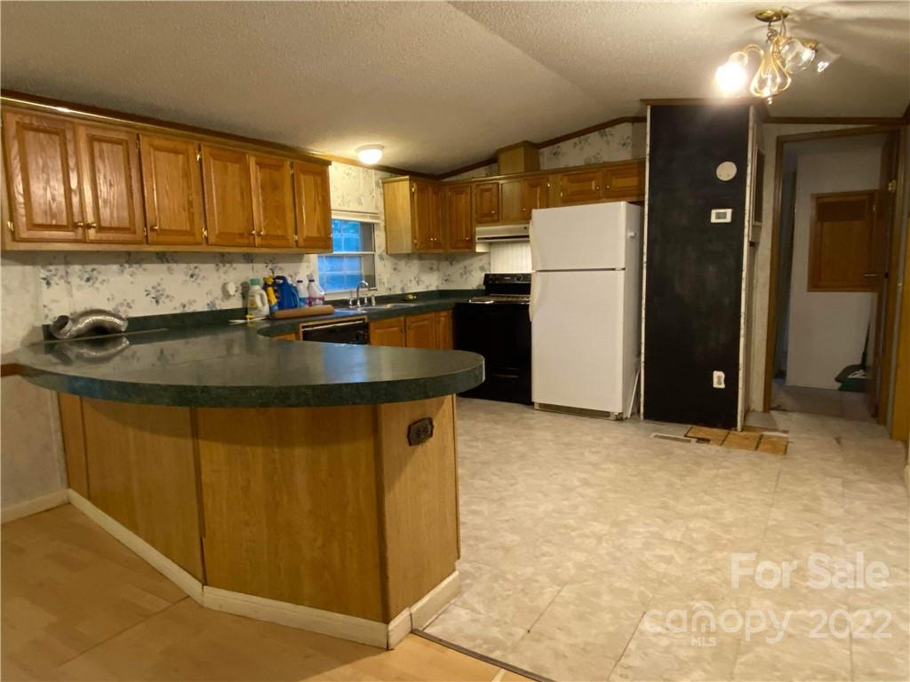 9 Jordan Road Swannanoa, NC 28778 - Photo 12 of 40 Gallery Image 12