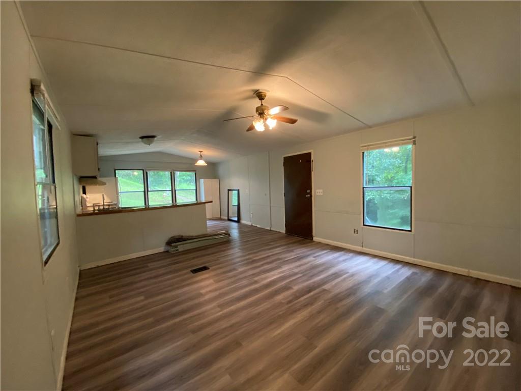 9 Jordan Road Swannanoa, NC 28778 - Photo 29 of 40 Gallery Image 29
