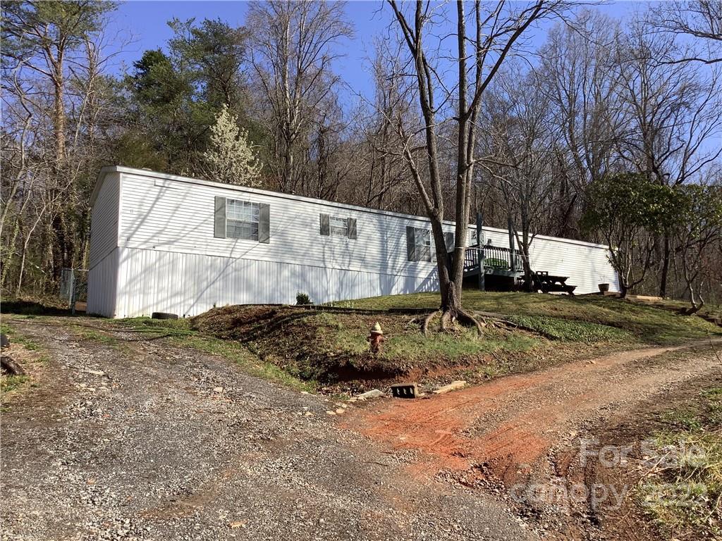 9 Jordan Road Swannanoa, NC 28778 - Photo 6 of 40 Gallery Image 6