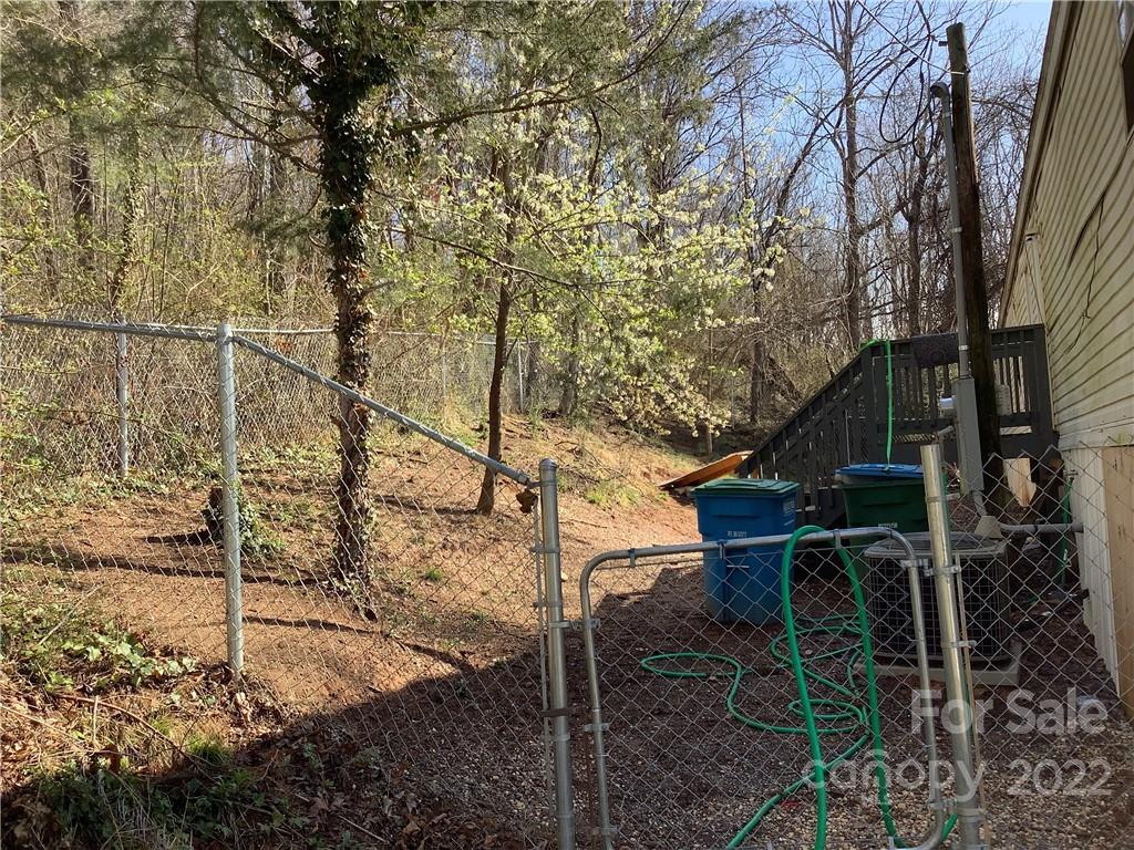 9 Jordan Road Swannanoa, NC 28778 - Photo 8 of 40 Gallery Image 8
