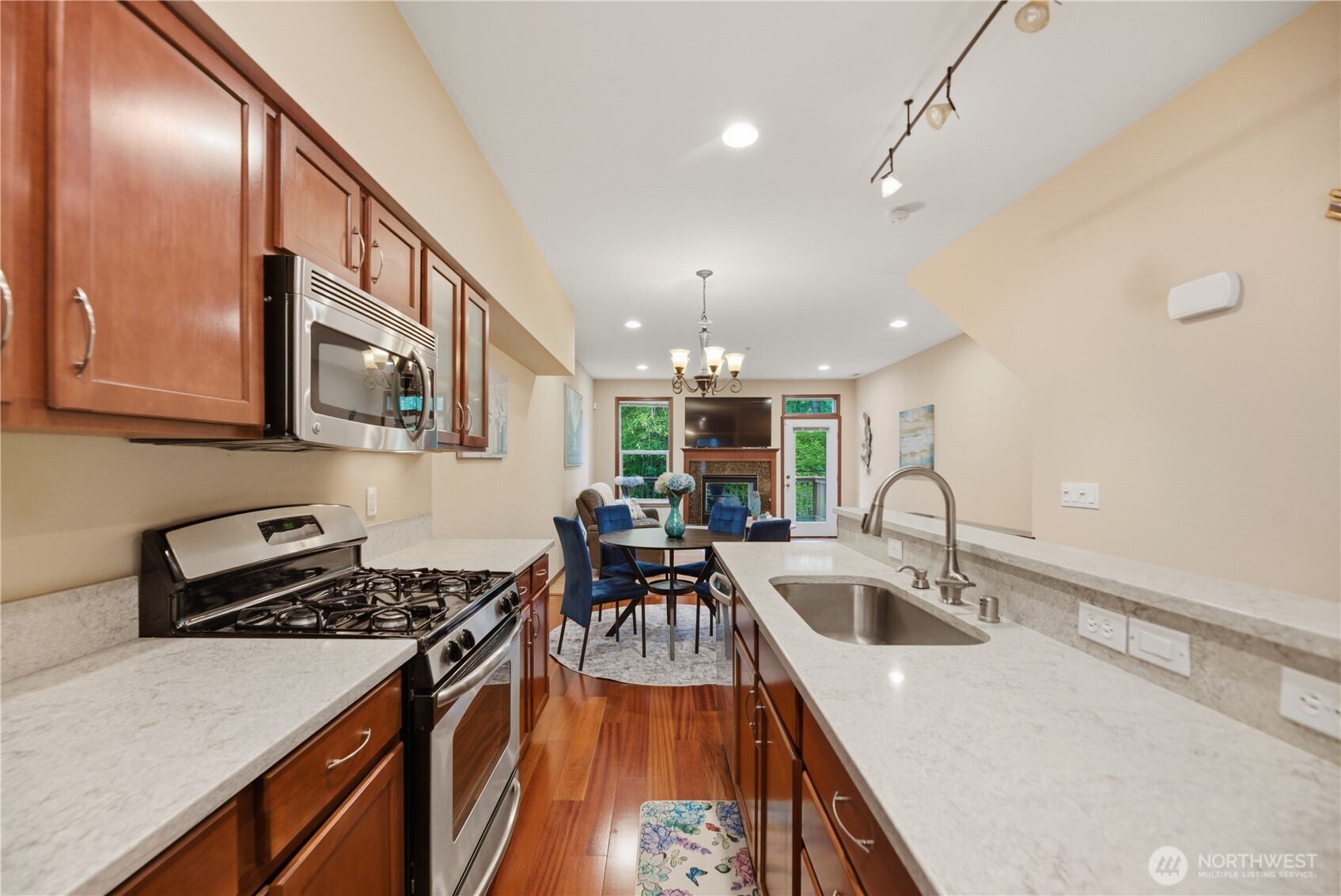 1047 215th Place Southeast Bothell, WA 98021 - Photo 6 of 29