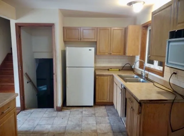 $159,900 | 9356 South Oglesby Avenue, Chicago, IL 60617