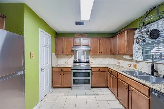 $325,000 | 1212 Hensley Drive, Leander, TX 78641