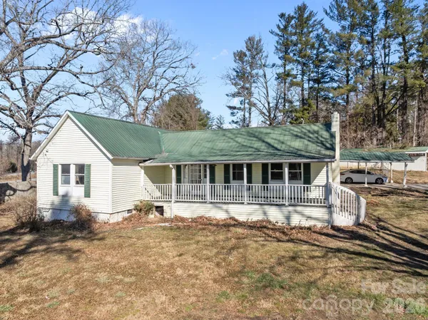 $314,000 | 99 Wakefield Drive, Hendersonville, NC 28792