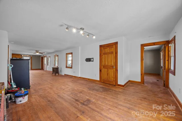 $349,000 | 99 Wakefield Drive, Hendersonville, NC 28792