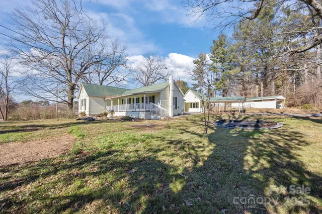 $349,000 | 99 Wakefield Drive, Hendersonville, NC 28792