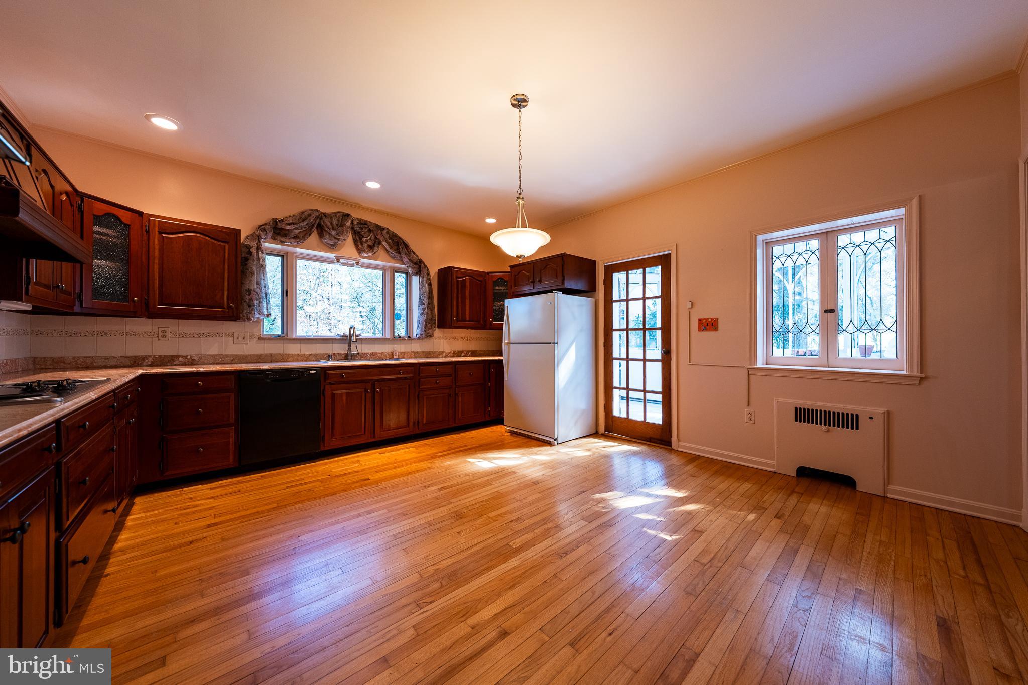 3 Center Road Baltimore, MD 21286 - Photo 11 of 57 Gallery Image 11