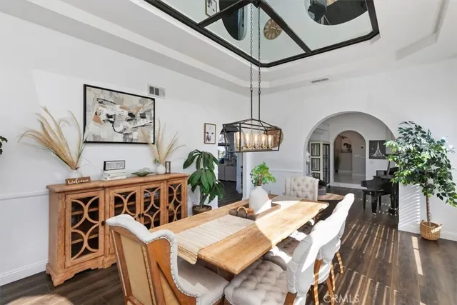 $1,600,000 | 1619 Gratton Street, Riverside, CA 92504