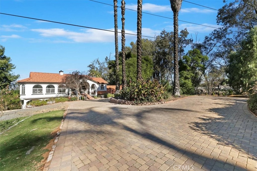 1619 Gratton Street Riverside, CA 92504 - Photo 5 of 62