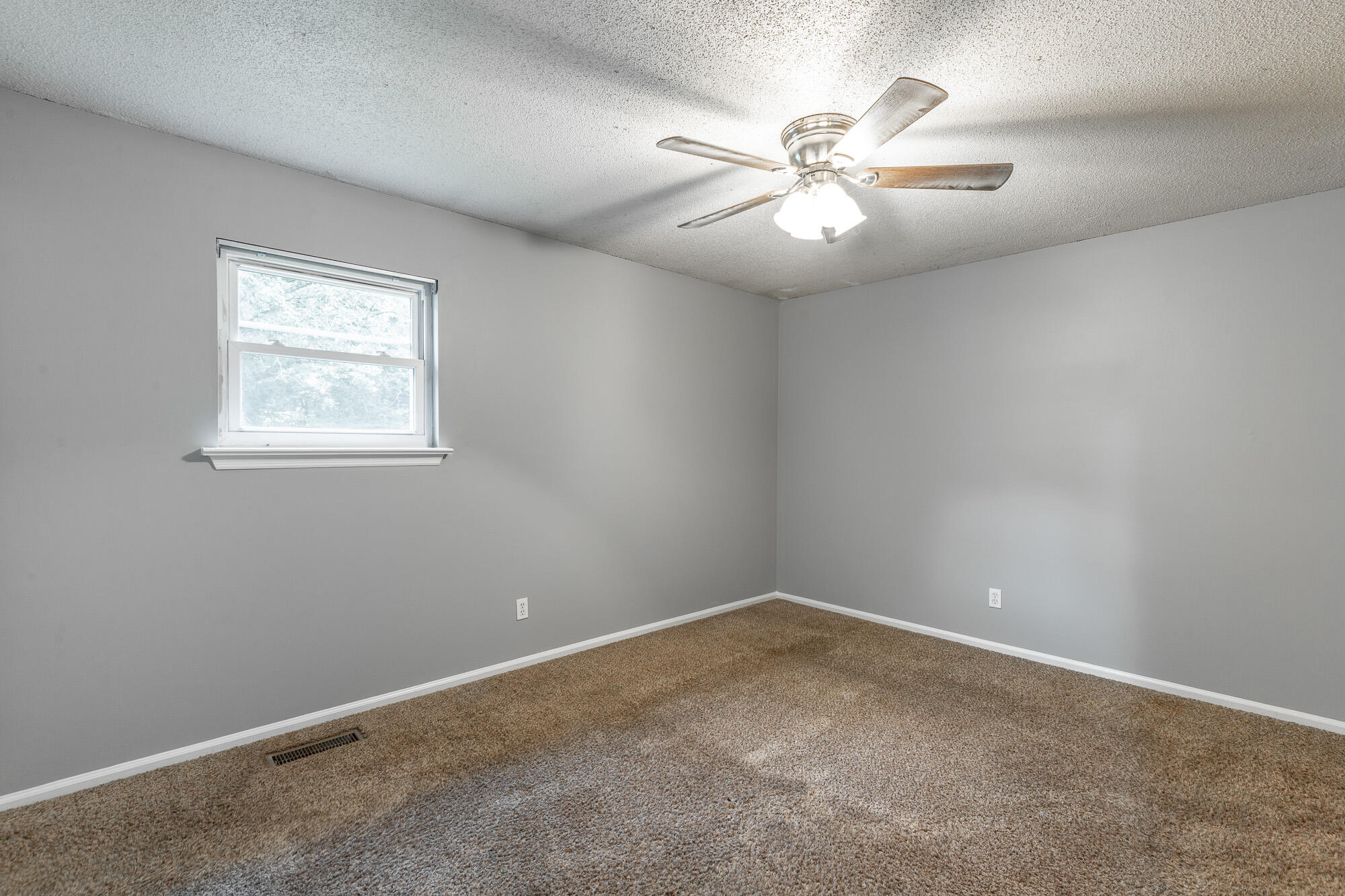 72 Gregory Lane LaFayette, GA 30728 - Photo 30 of 50 72 Gregory Lane HD-34