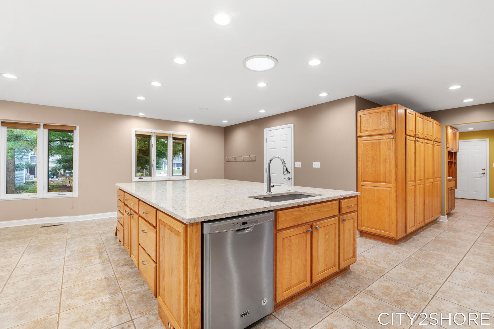 8351 Pleasant Ridge Court Jenison, MI 49428 - Photo 18 of 75 Kitchen