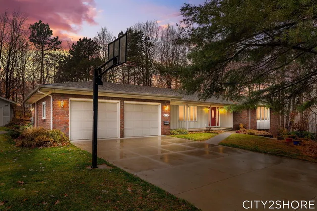 $509,000 | 8351 Pleasant Ridge Court, Jenison, MI 49428