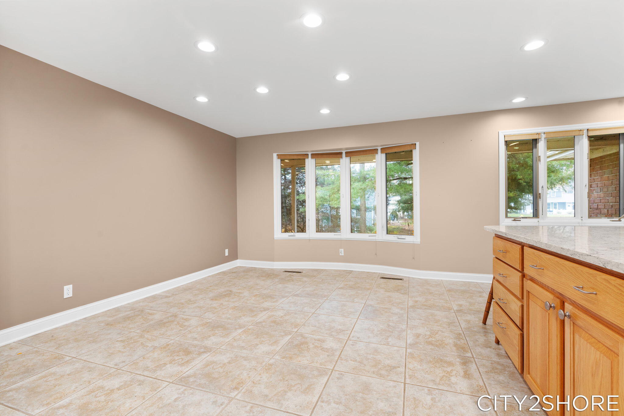 8351 Pleasant Ridge Court Jenison, MI 49428 - Photo 21 of 75 Dining