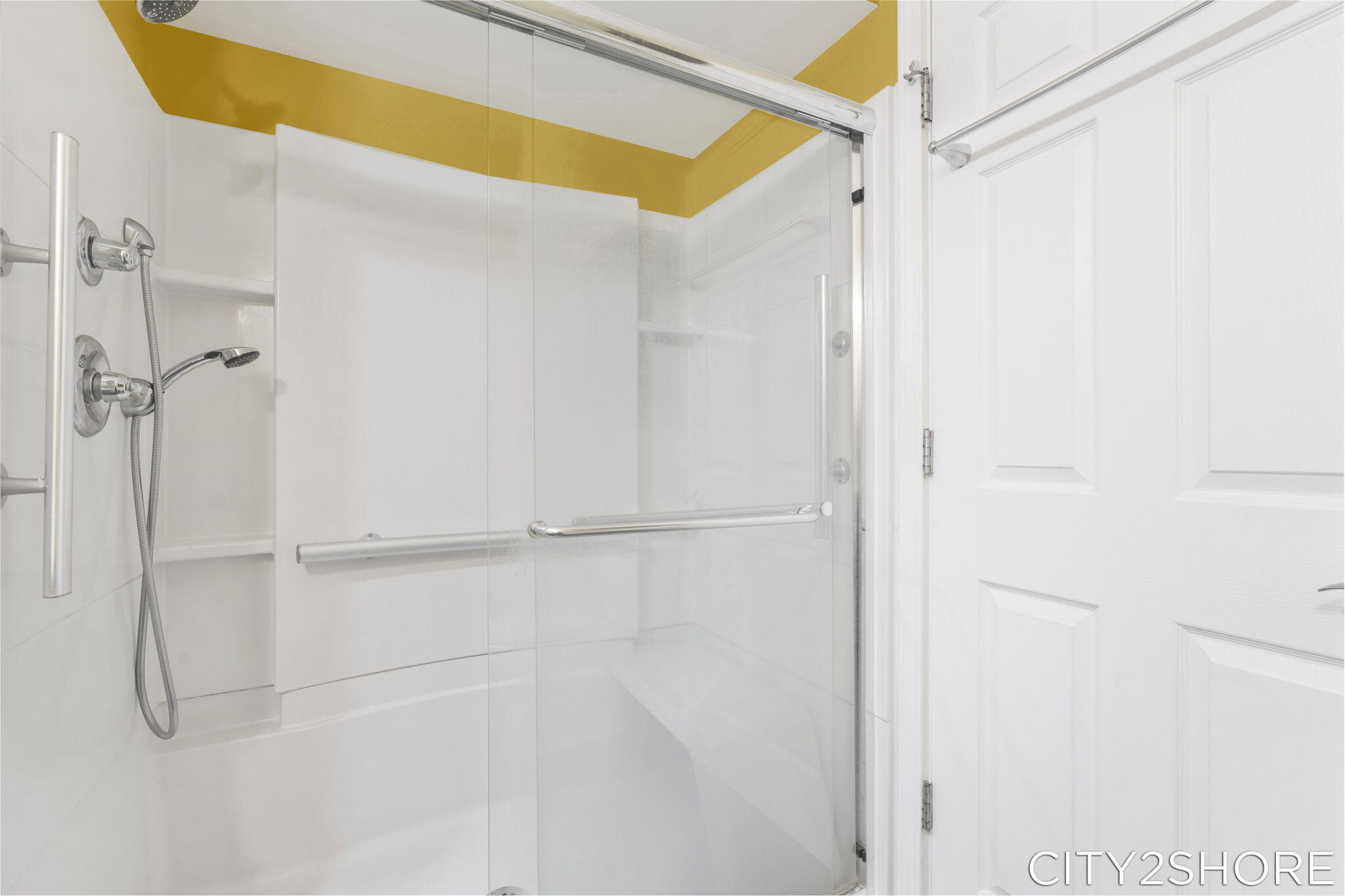 8351 Pleasant Ridge Court Jenison, MI 49428 - Photo 28 of 75 Bathroom 2