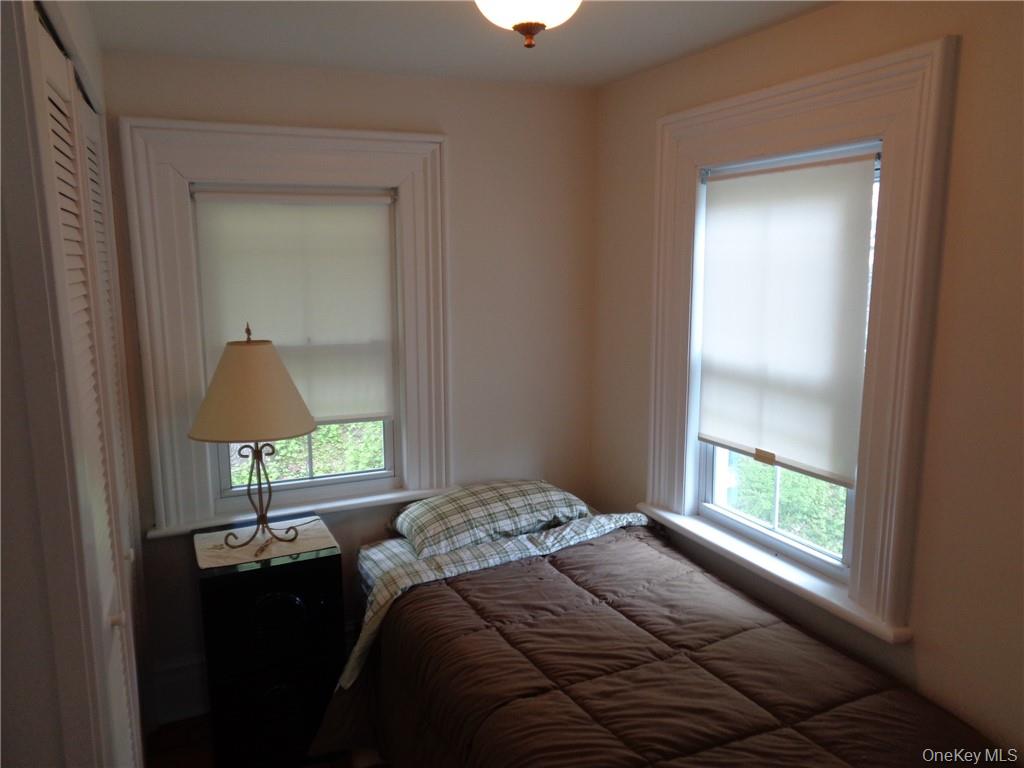 669 Mountain Road Bloomingburg, NY 12721 - Photo 25 of 36 View of bedroom