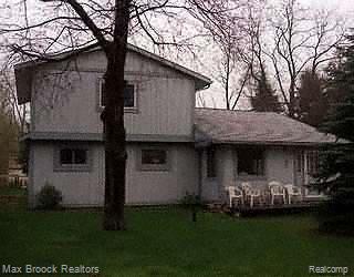 152 Robin Road Commerce Township, MI 48382 - Photo 1 of 1 Listing Image