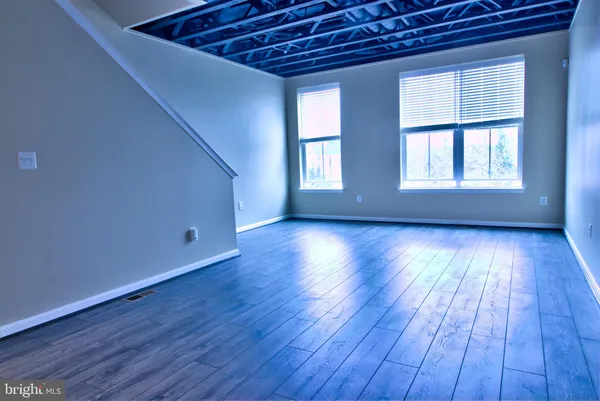 $2,850 | 333 White Oak Way, Glen Burnie, MD 21061