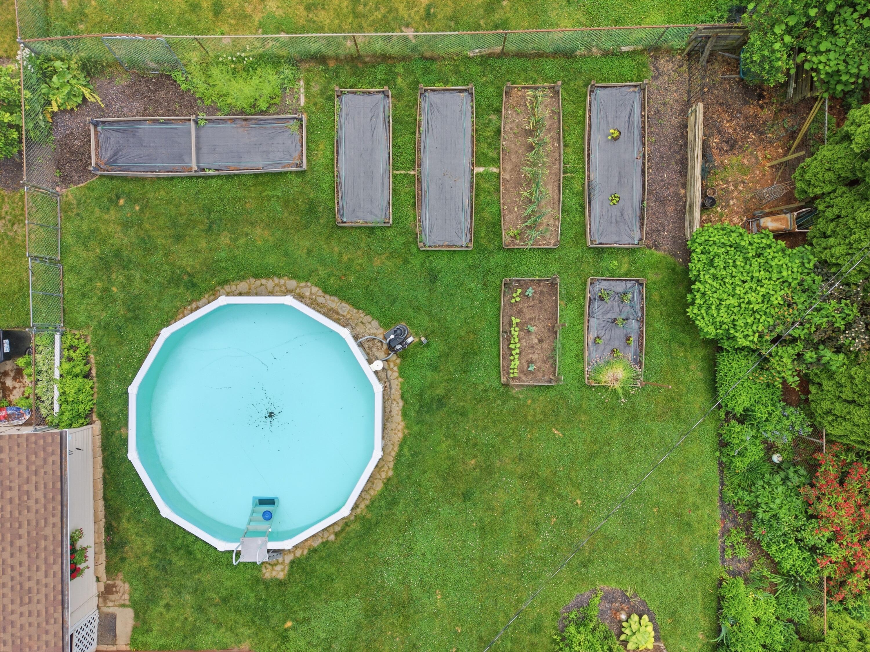 2452 Moore Place Howell, MI 48843 - Photo 40 of 48 09-DJI_20260610115042_0834_D