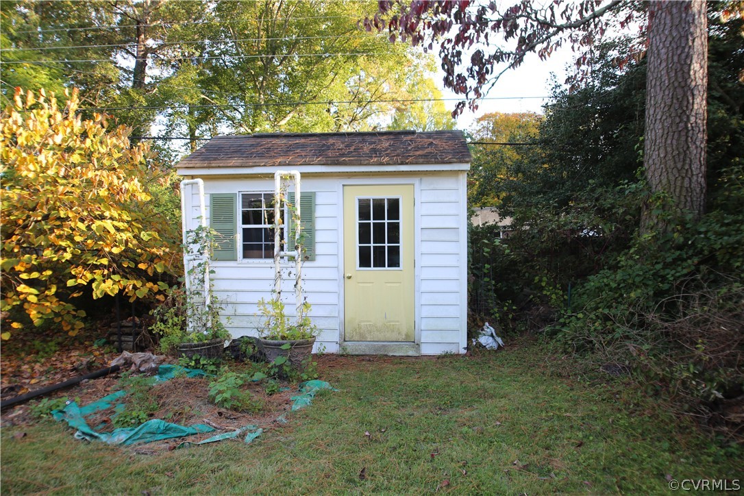 905 Bonita Road Richmond, VA 23227 - Photo 28 of 36 Gallery Image 28