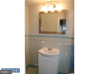 667 Lindley Road Cheltenham, PA 19038 - Photo 8 of 12 Gallery Image 8