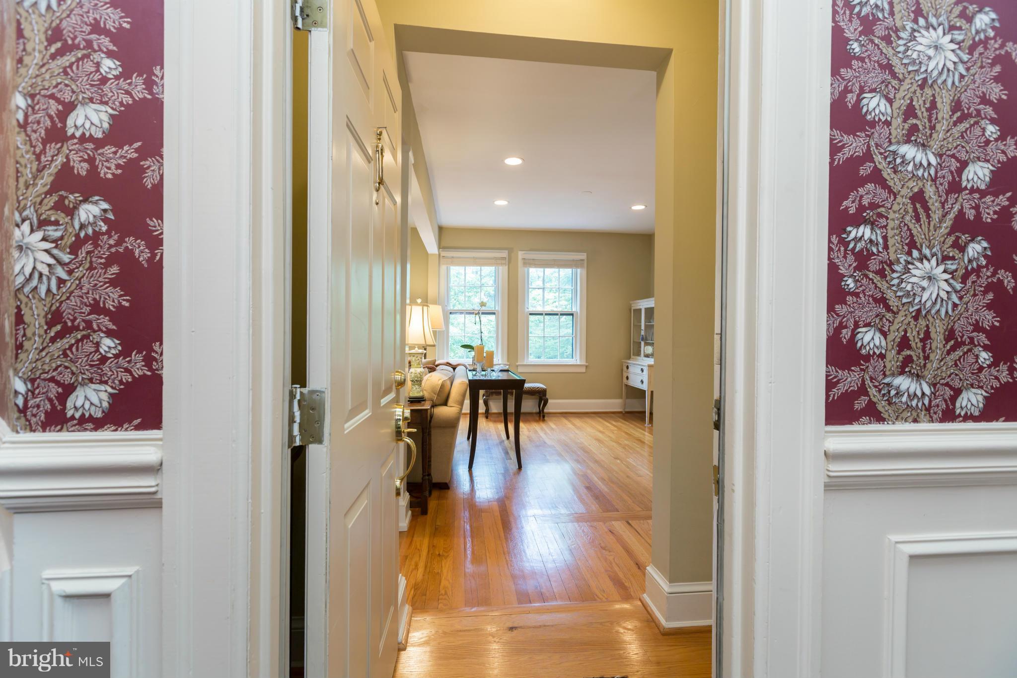 3120 R Street Northwest, Unit 202 Washington, DC 20007 - Photo 2 of 21 Interior (General)