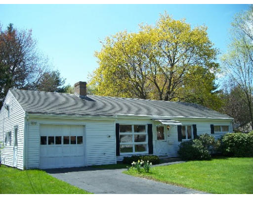 28 Westwind Road Andover, MA 01810 - Photo 15 of 16 Gallery Image 15