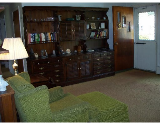 28 Westwind Road Andover, MA 01810 - Photo 7 of 16 Gallery Image 7
