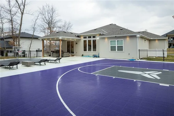 $1,049,000 | 517 South Shore Drive, Lake Winnebago, MO 64034