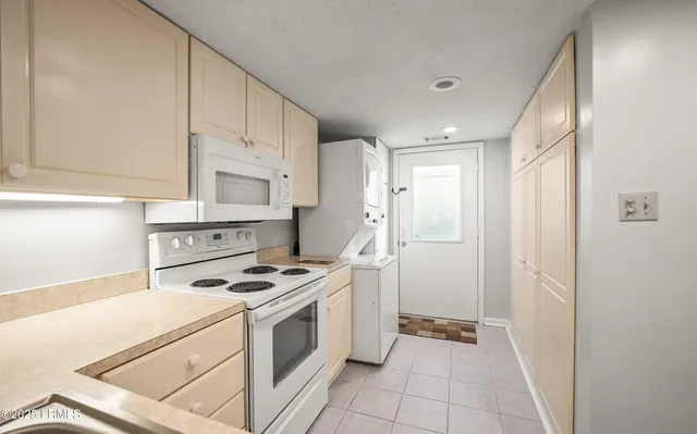 $269,000 | 1 Marsh Harbor Drive, Unit A, Beaufort, SC 29907