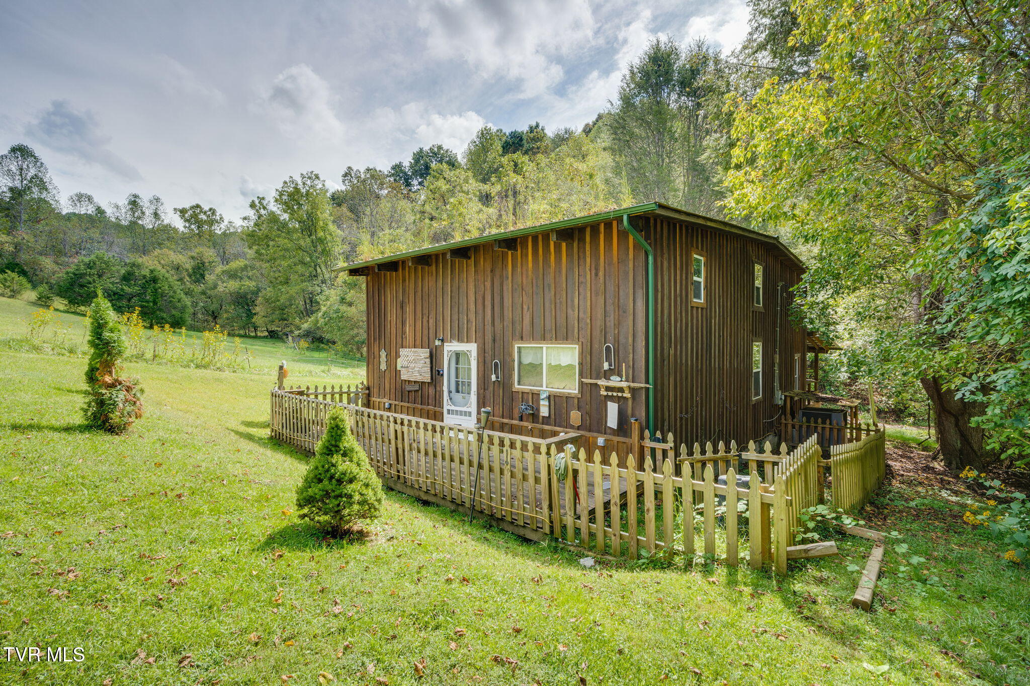 205 Helton Hollow Road Eidson, TN 37731 - Photo 31 of 41 31h