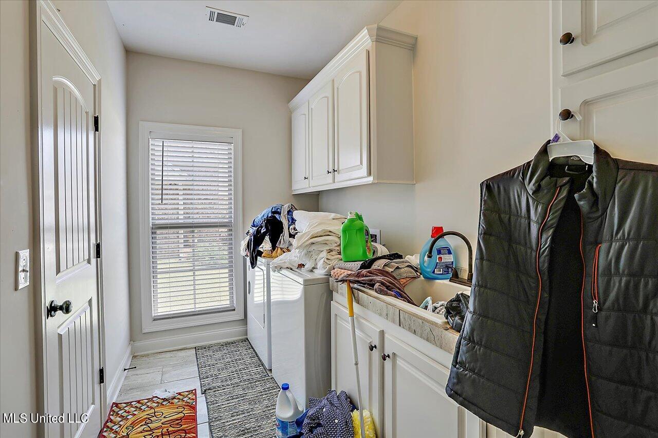 108 Western Ridge Circle Canton, MS 39046 - Photo 14 of 49 14-108 Western Ridge Cir