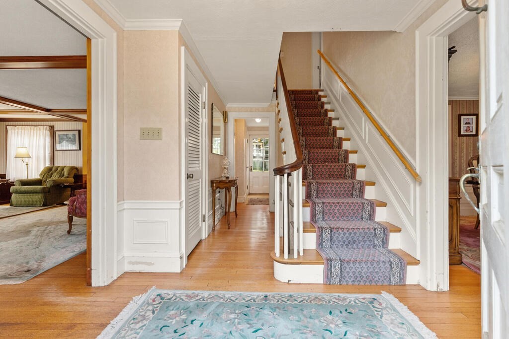 72 Lincoln Road Medford, MA 02155 - Photo 6 of 32 Gallery Image 6