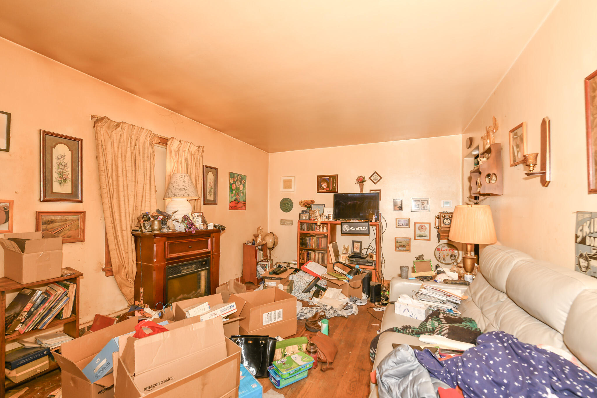 3716 South 19th Street Milwaukee, WI 53221 - Photo 12 of 18 HEN_2574