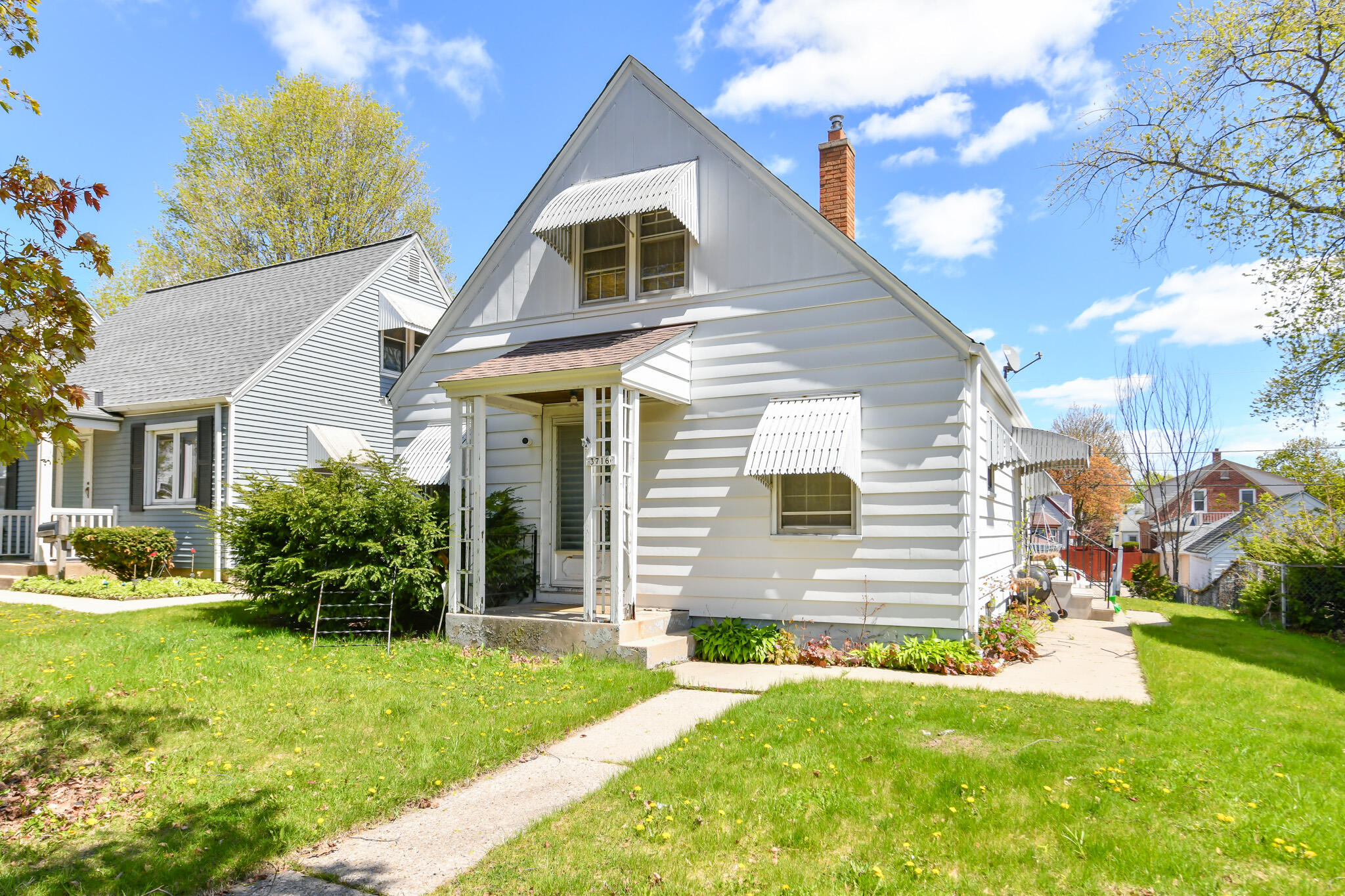 3716 South 19th Street Milwaukee, WI 53221 - Photo 18 of 18 HEN_2557
