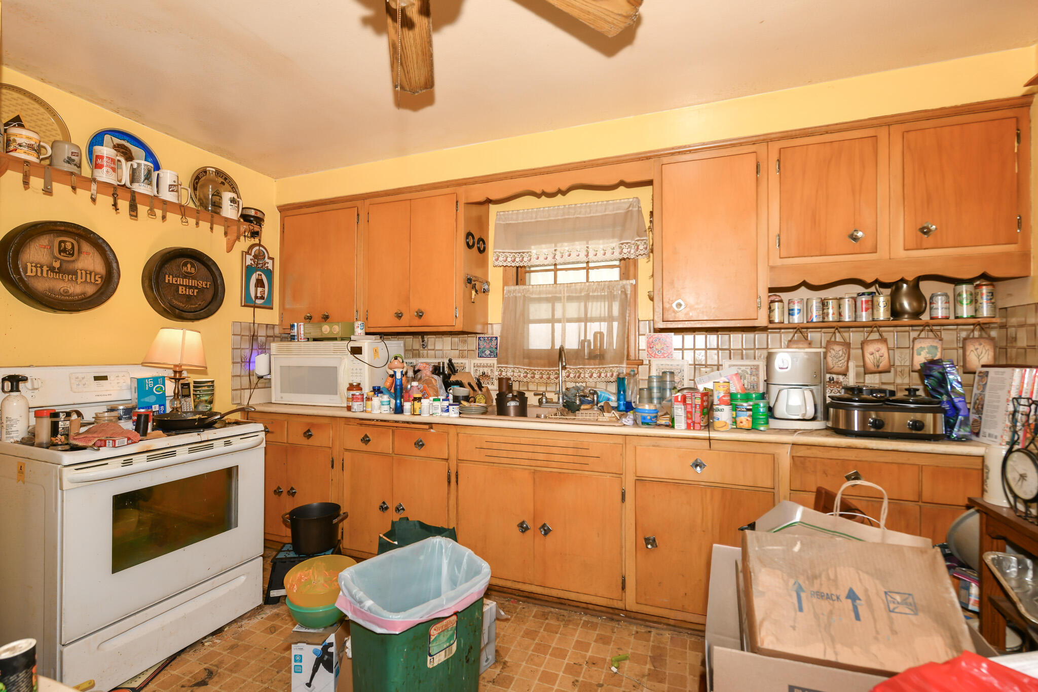 3716 South 19th Street Milwaukee, WI 53221 - Photo 5 of 18 HEN_2567