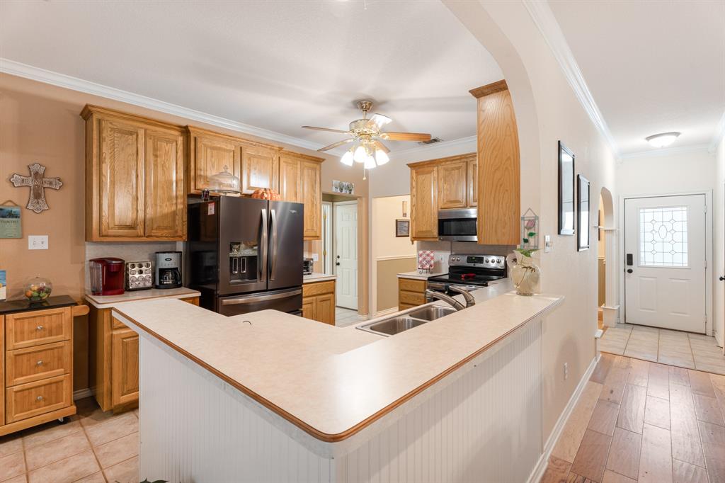 4810 West Wedgefield Road Granbury, TX 76049 - Photo 15 of 40