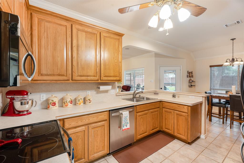 4810 West Wedgefield Road Granbury, TX 76049 - Photo 18 of 40