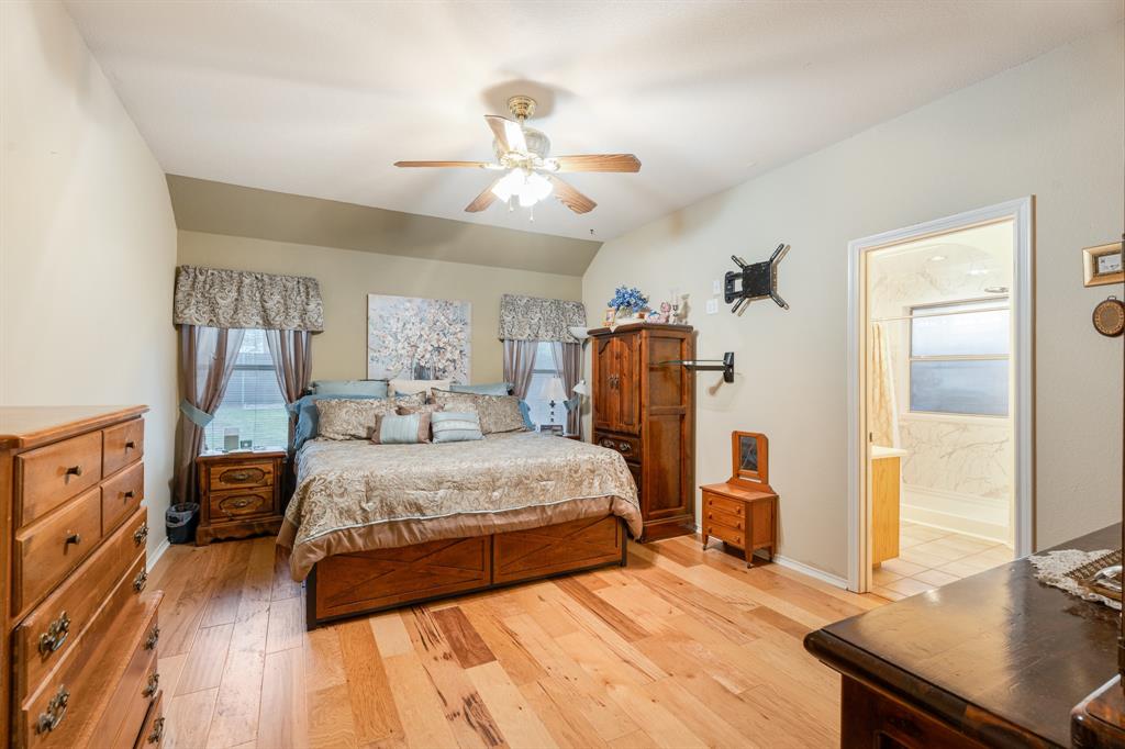 4810 West Wedgefield Road Granbury, TX 76049 - Photo 20 of 40