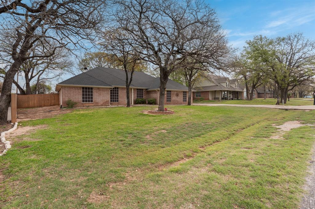 4810 West Wedgefield Road Granbury, TX 76049 - Photo 2 of 40