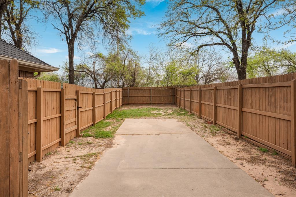 4810 West Wedgefield Road Granbury, TX 76049 - Photo 37 of 40