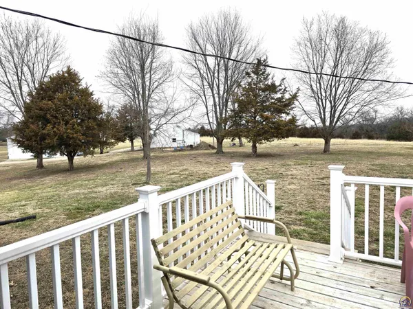 $253,000 | 3916 Southeast Tecumseh Road, Tecumseh, KS 66542