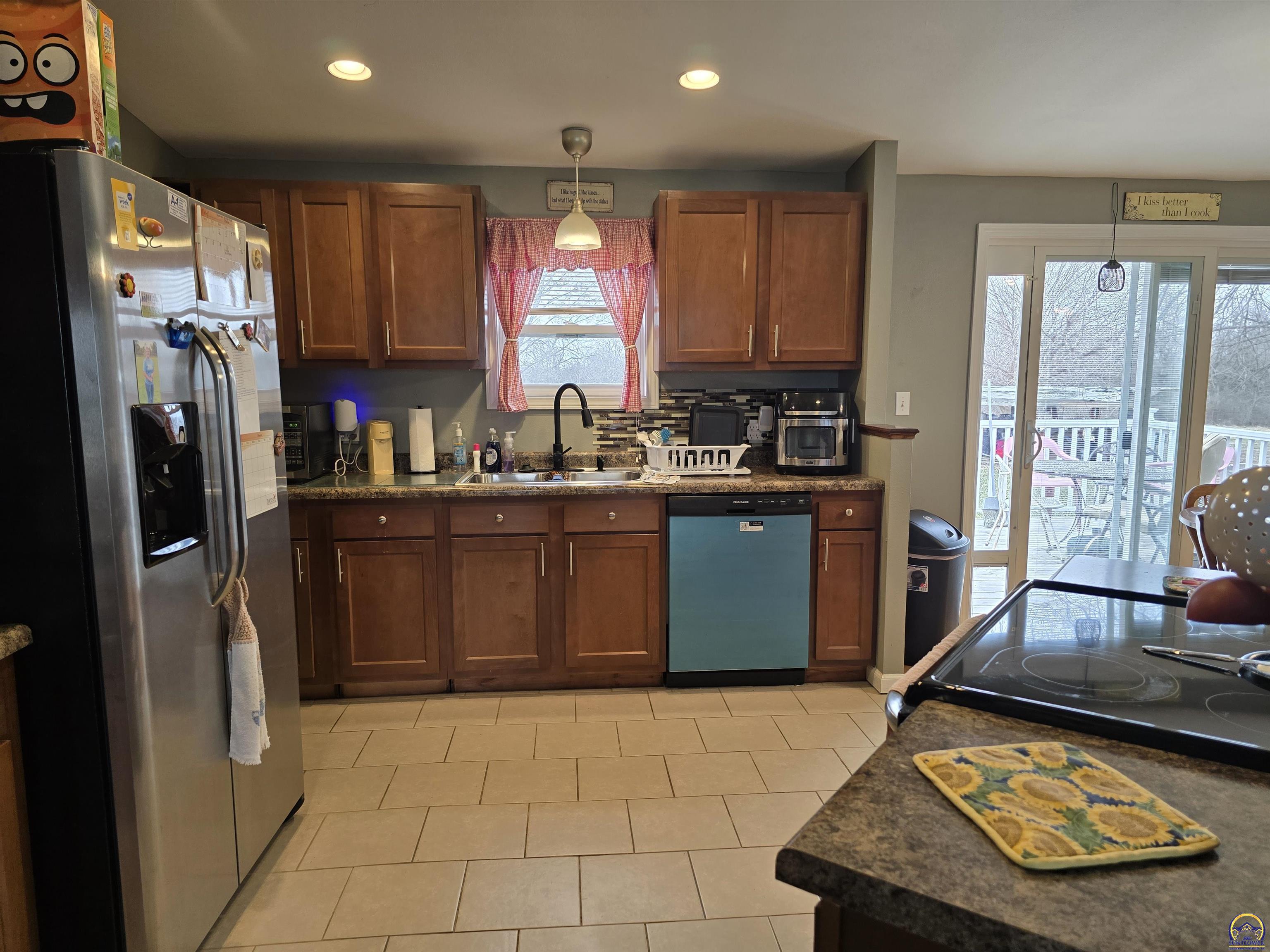 3916 Southeast Tecumseh Road Tecumseh, KS 66542 - Photo 6 of 10