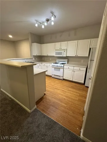 $1,600 | 9000 South Las Vegas Boulevard, Unit 1251, Las Vegas, NV 89123