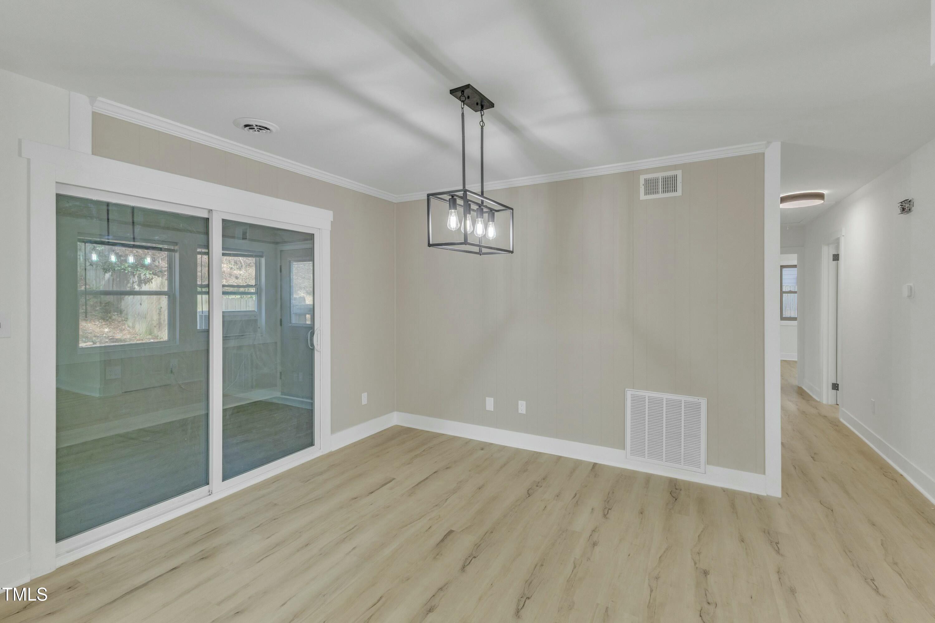 5808 Farm Gate Road Raleigh, NC 27606 - Photo 19 of 33 tempImageIVwDmp