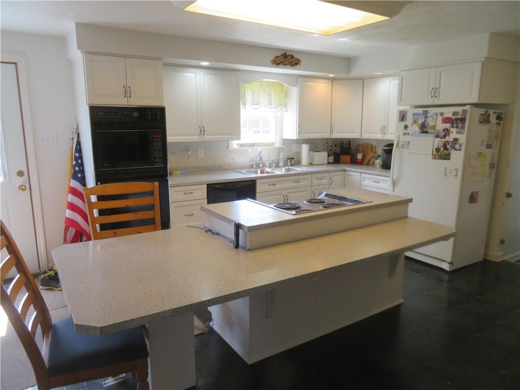 1355 Smith Township State Road Burgettstown, PA 15021 - Photo 5 of 24